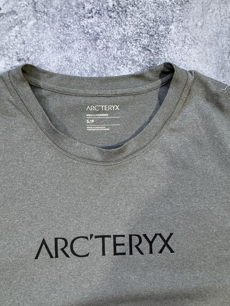 Футболка arcteryx s size