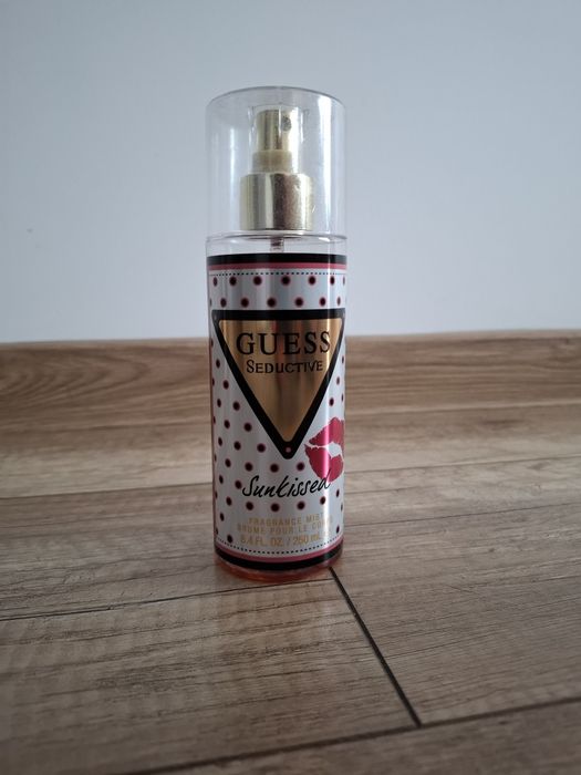 Mgiełka do ciała GUESS