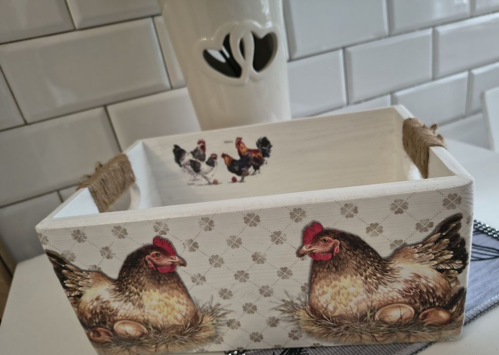 Skrzynka drewniana kury decoupage