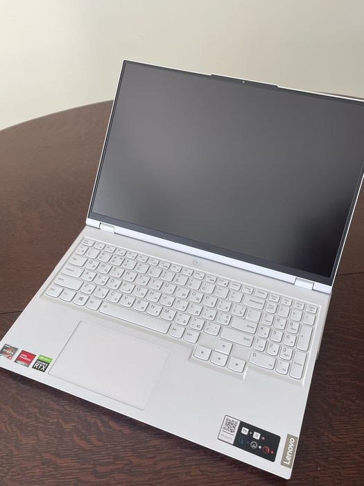 Lenovo Legion 5 Pro White | Ryzen 5 5600H | RTX 3060 6 GB | 16 GB RAM