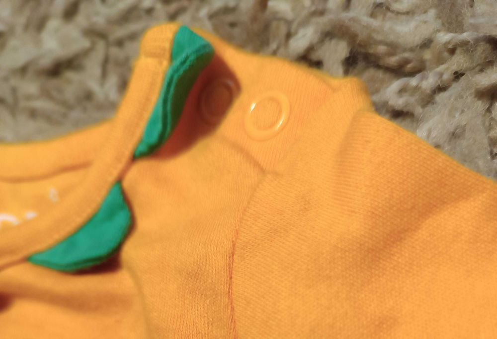 Kombinezon pajac piżamka DYNIA Halloween   na 3/6 miesięcy Fred&Flo