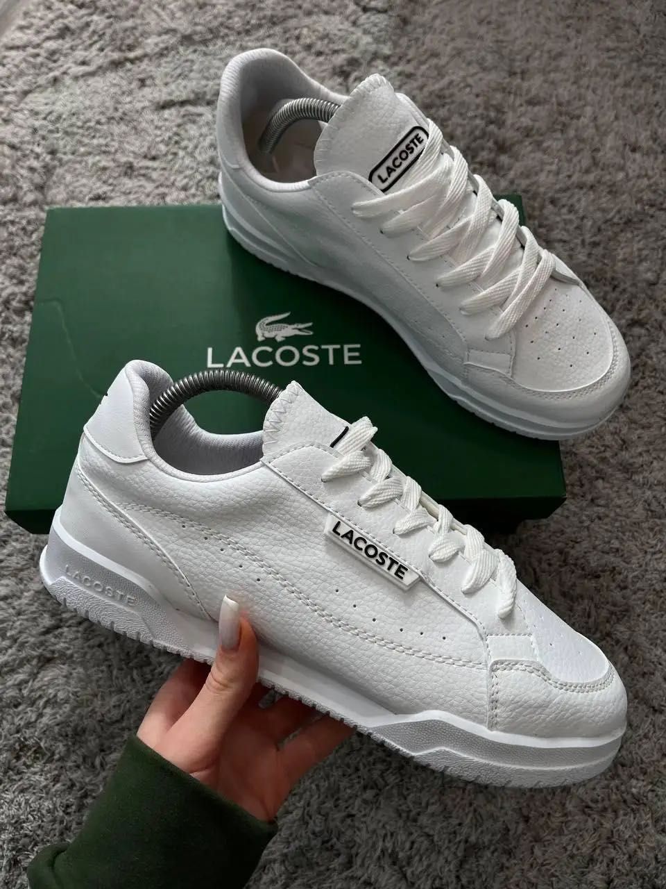 Кросівки Lacoste