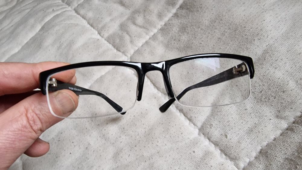 Armani oprawki do okularów korekcyjnych