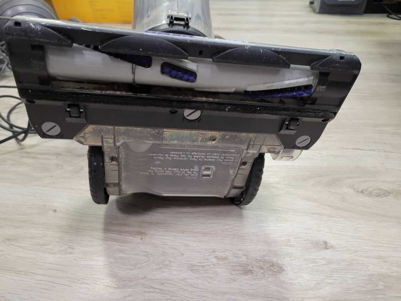 Очень мощный пылесос Eureka DashSprint NEU612 с турбо щёткой