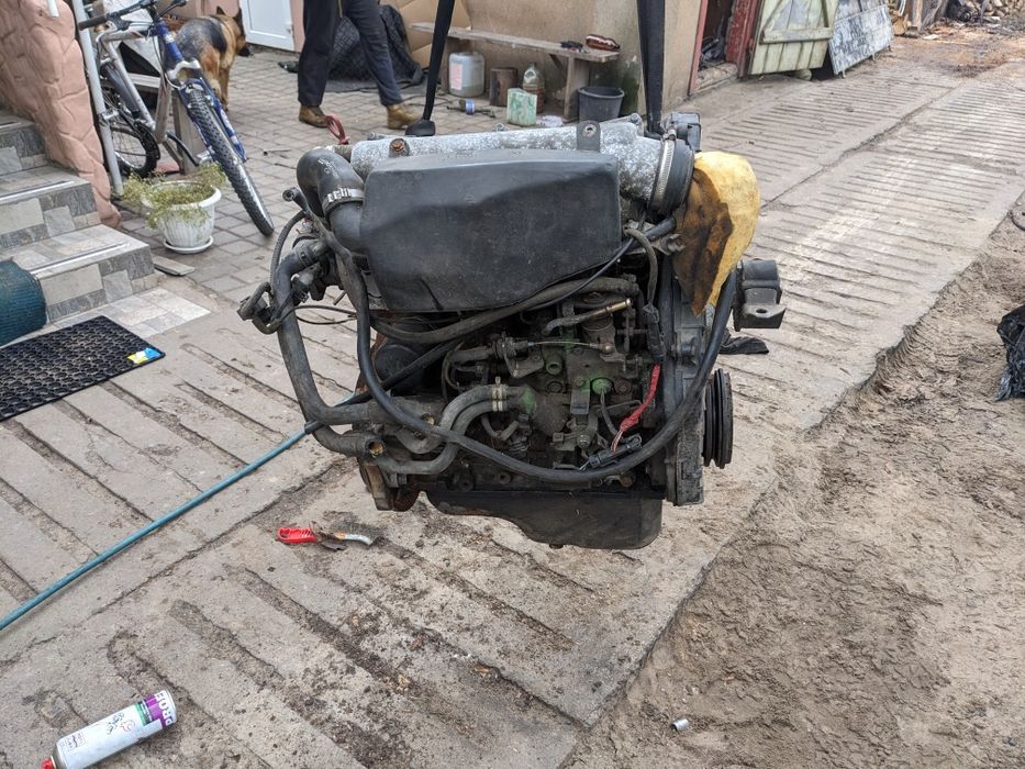 двигатель мотор двигун Opel 1.7 D isuzu 4EE1 Corsa Combo B