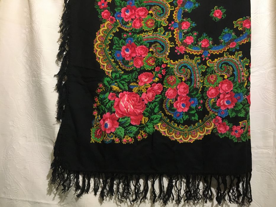 Винтажные большие шерстяные платки