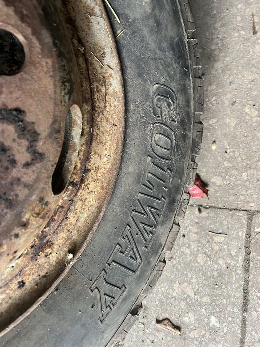 Шина с диском бу 1 шт резина 225 75 16 COLWAY
