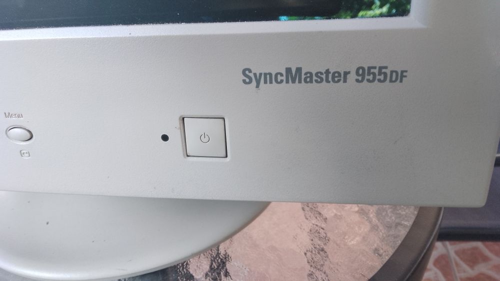 Sprzedam monitor retro