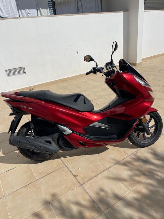 Pcx como nova em excelente estado