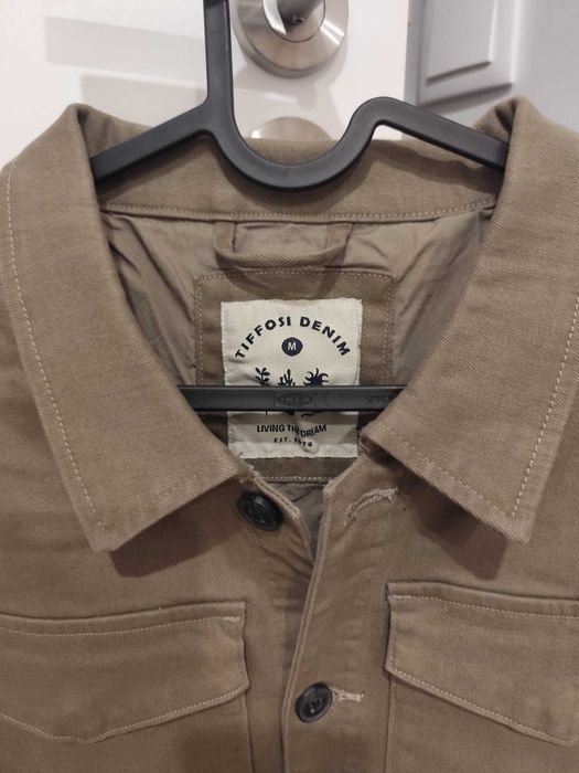 Casaco Tiffosi novo
