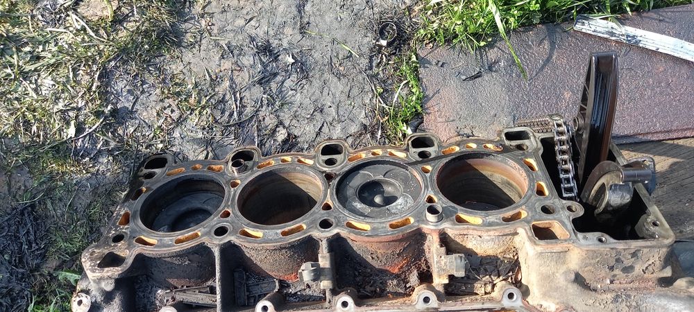 Мотор двигун по запчастинах м67d40 бмв е38