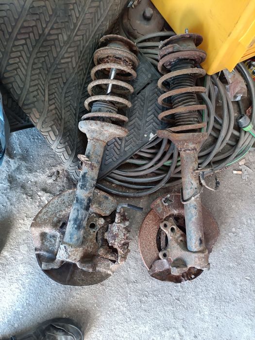 BMW E30 gruba laga ABS