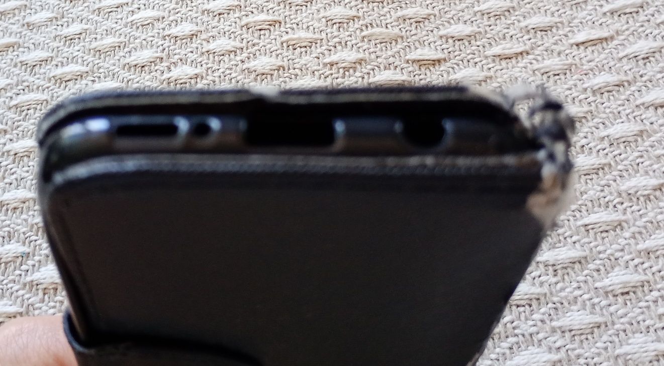 Za 1 zł Etui pokrowiec zamykany na telefon