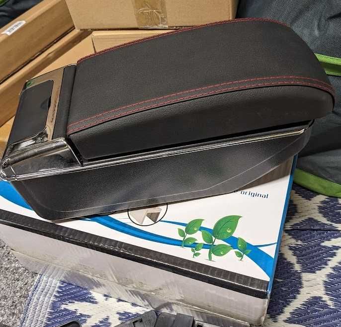 Uniwersalny podłokietnik samochodowy z USB, podświetlenie, nieużywany