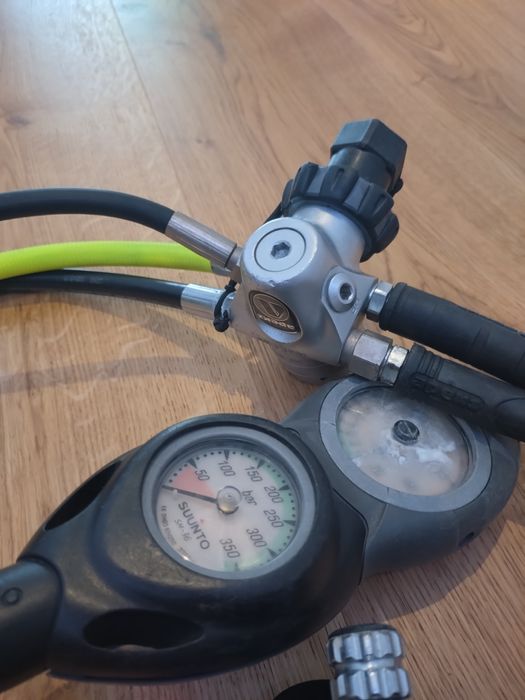 Automat oddechowy Apeks xtx200/atx40