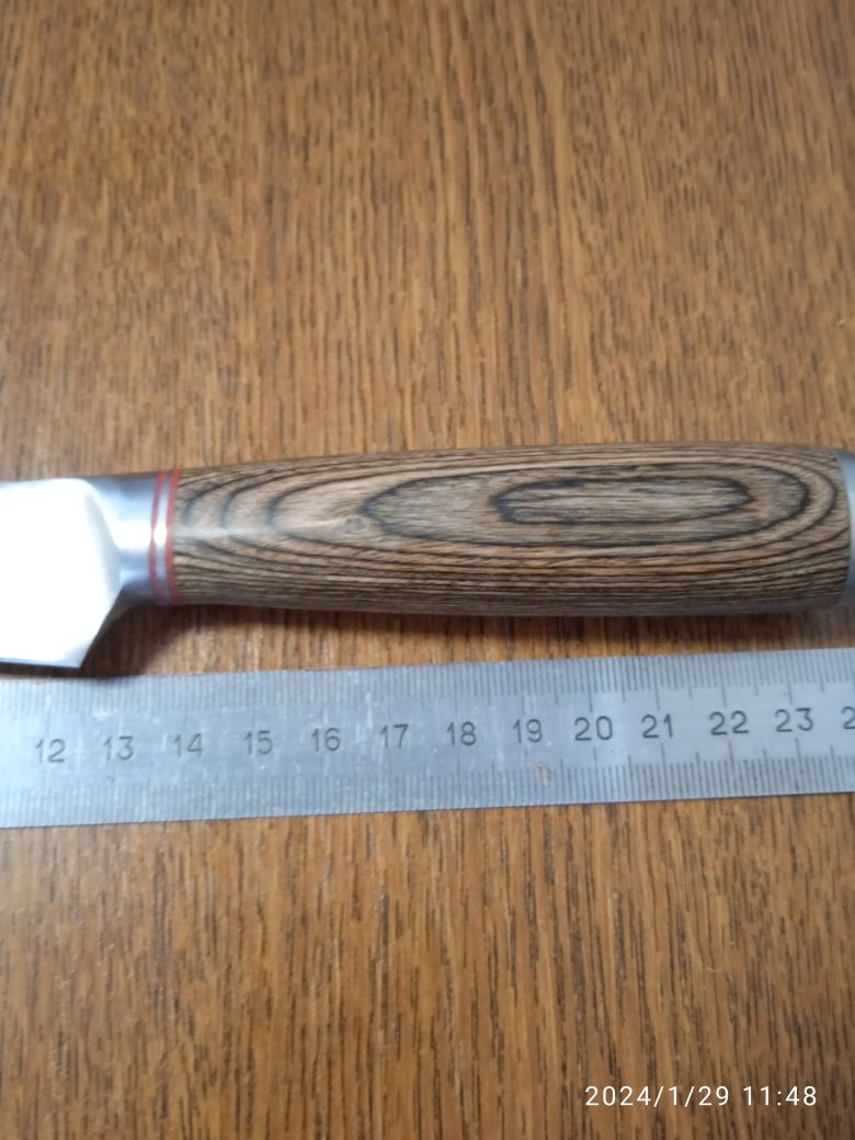 Продам кухонный нож из нержавеющей стали