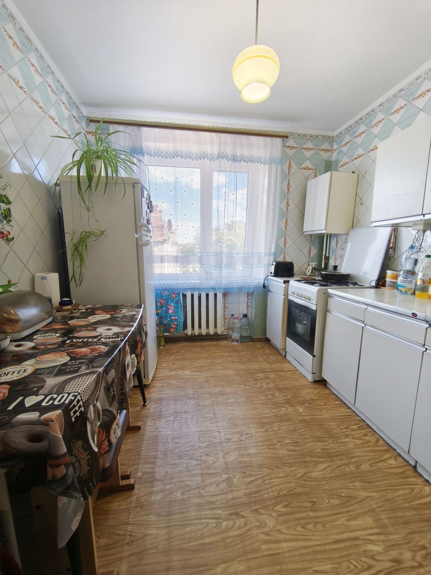Продаж 3к квартири на Замості