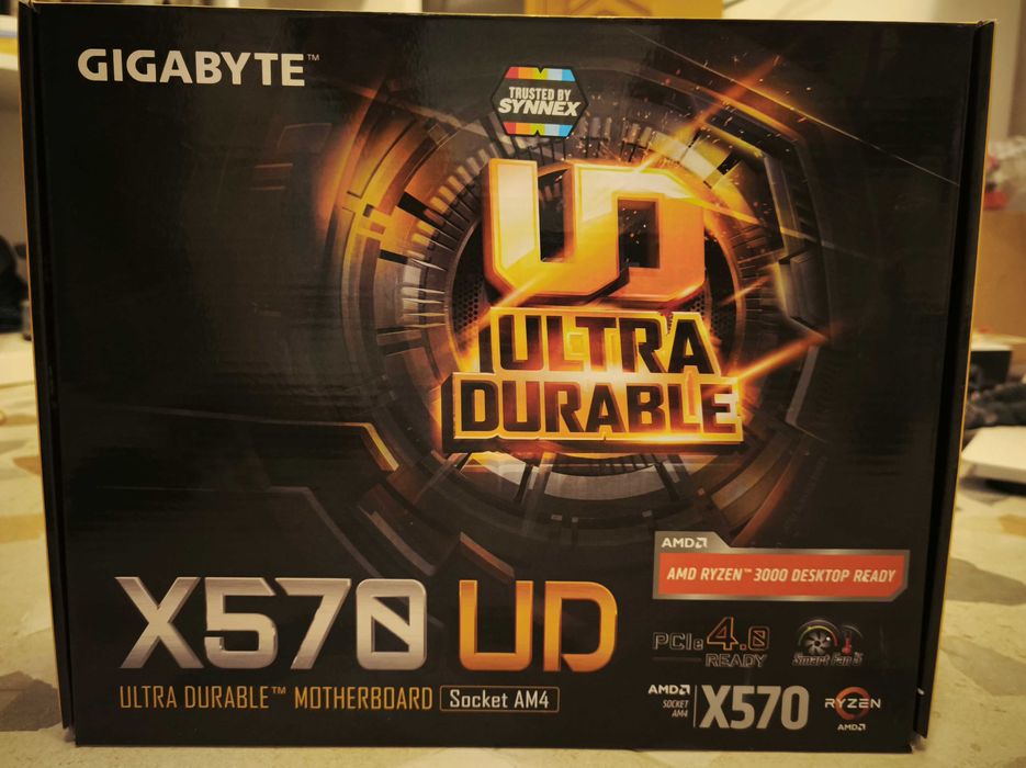 Motherboard Gigabyte X570 UD (AMD Ryzen 3xxx e 5xxx)