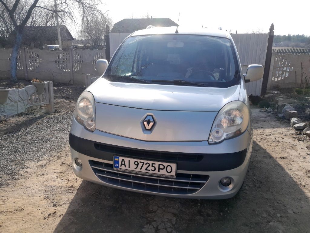 Продаю RENAULT КANGOO 2008г (пассажир) газ/бензин,  мотор 1,6л