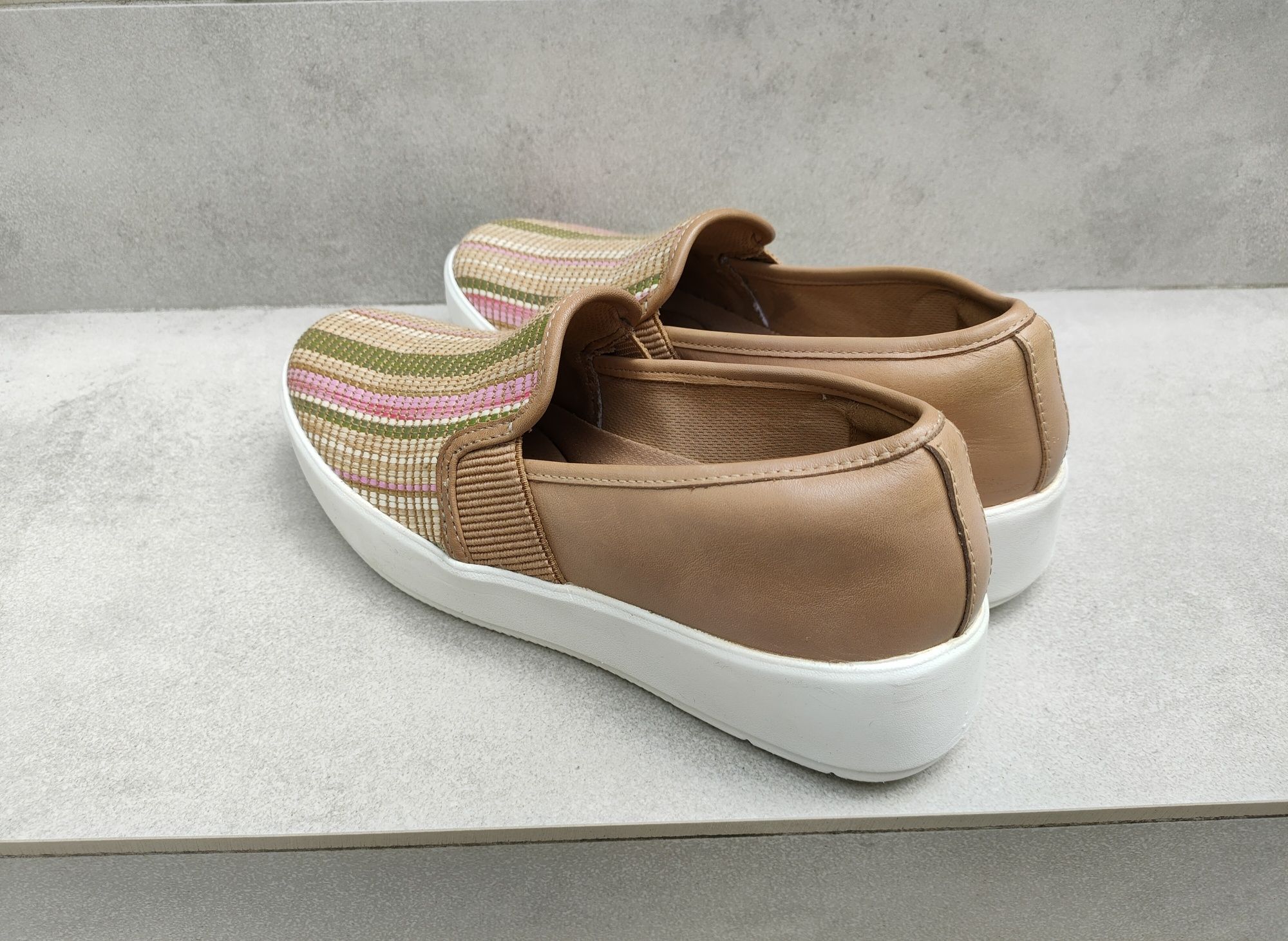 Buty Clarks Collection mokasyny damskie r. 41 27cm