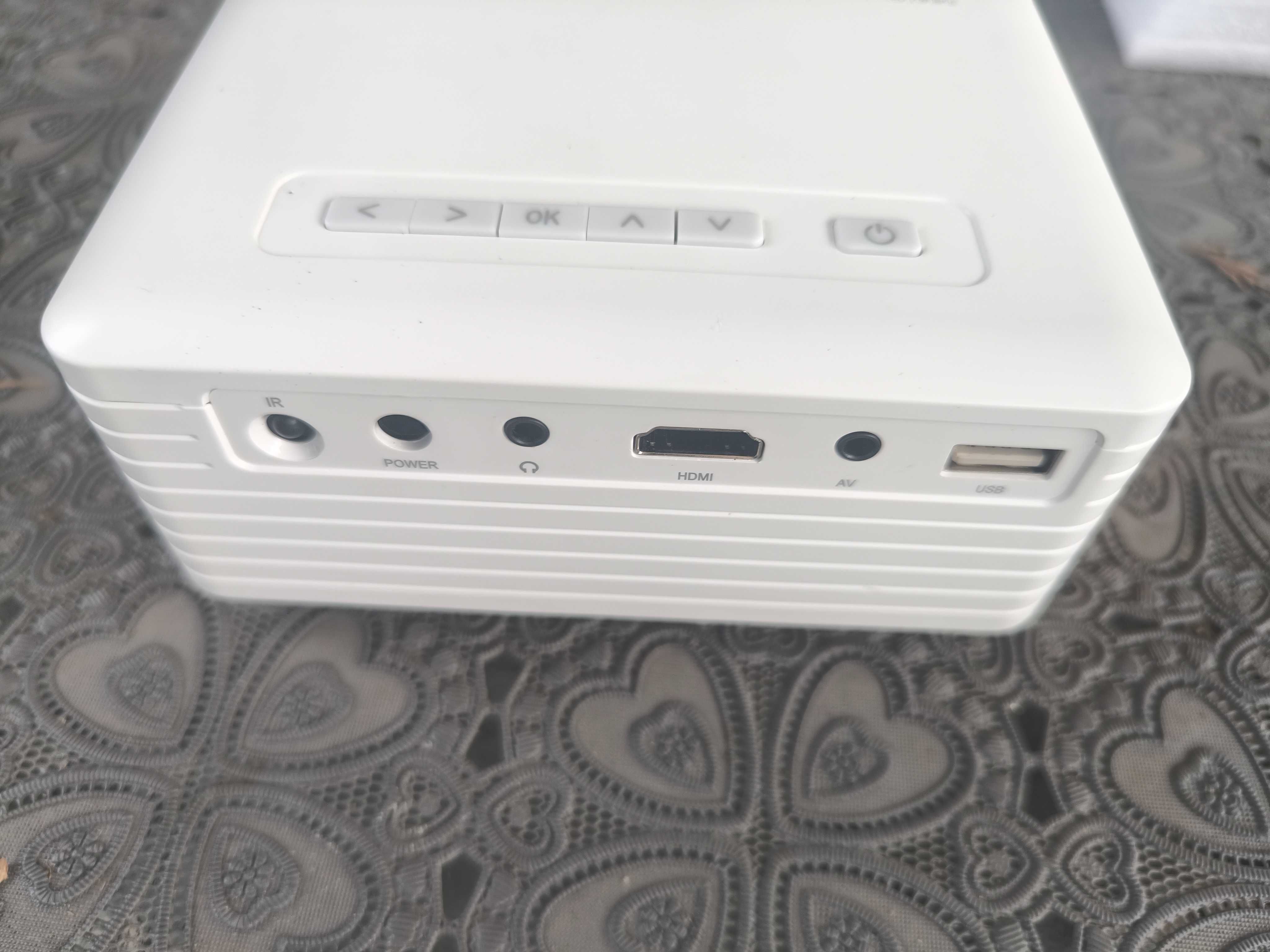 Projektor YOTON Y3 MINI Y3 full HD, HDMI/USB/IOS/Android