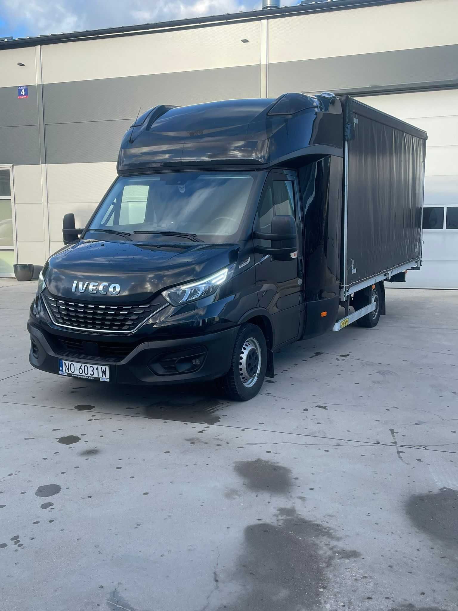 Iveco Daily 35S18 Plandeka . Automat