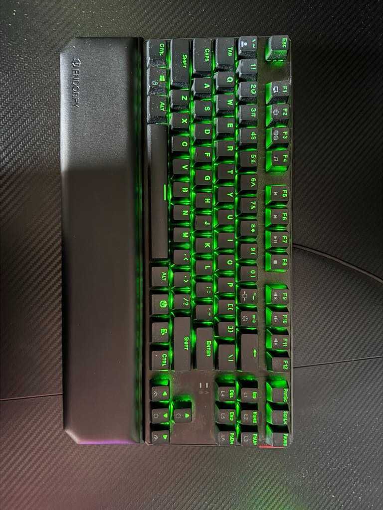 Komputer Gamingowy High-End z Monitorem i Akcesoriami