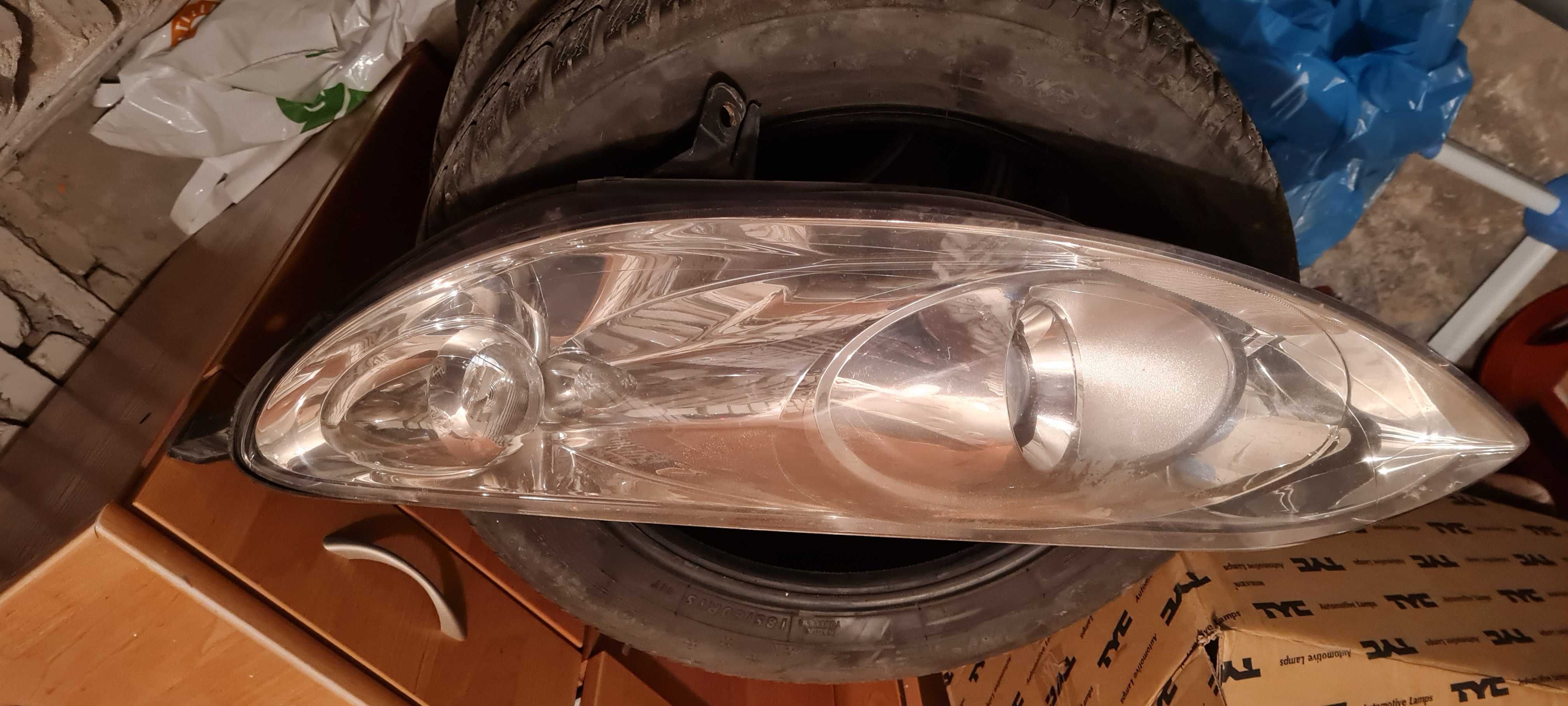 lampy przednie Peugeot 407 4 szt