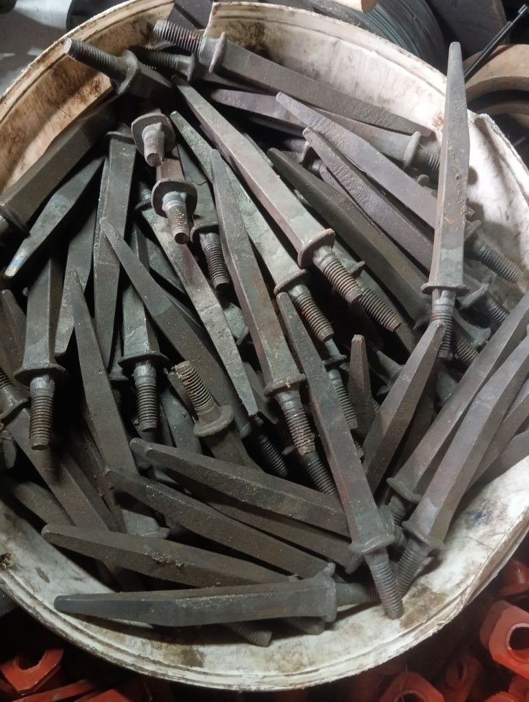 Palce zagrabiarki ząb brony Deutz fahr fela jarmet metaltech