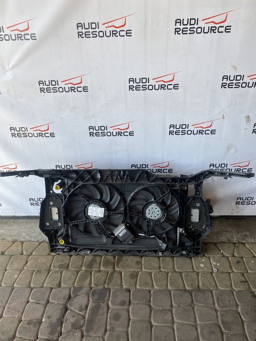 Audi A4 B8 A5 2.0 TFSI радіатор \  телевізор \ підсилювач \ вентилятор