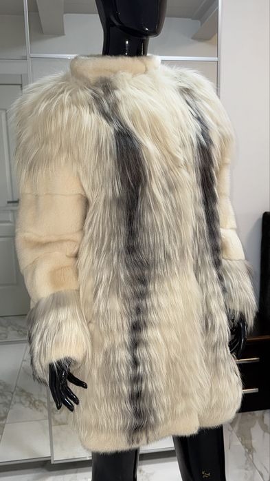 Норкова шуба розкішна