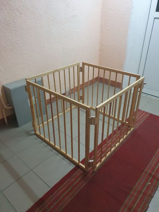 Манеж / Деревянный детский манеж