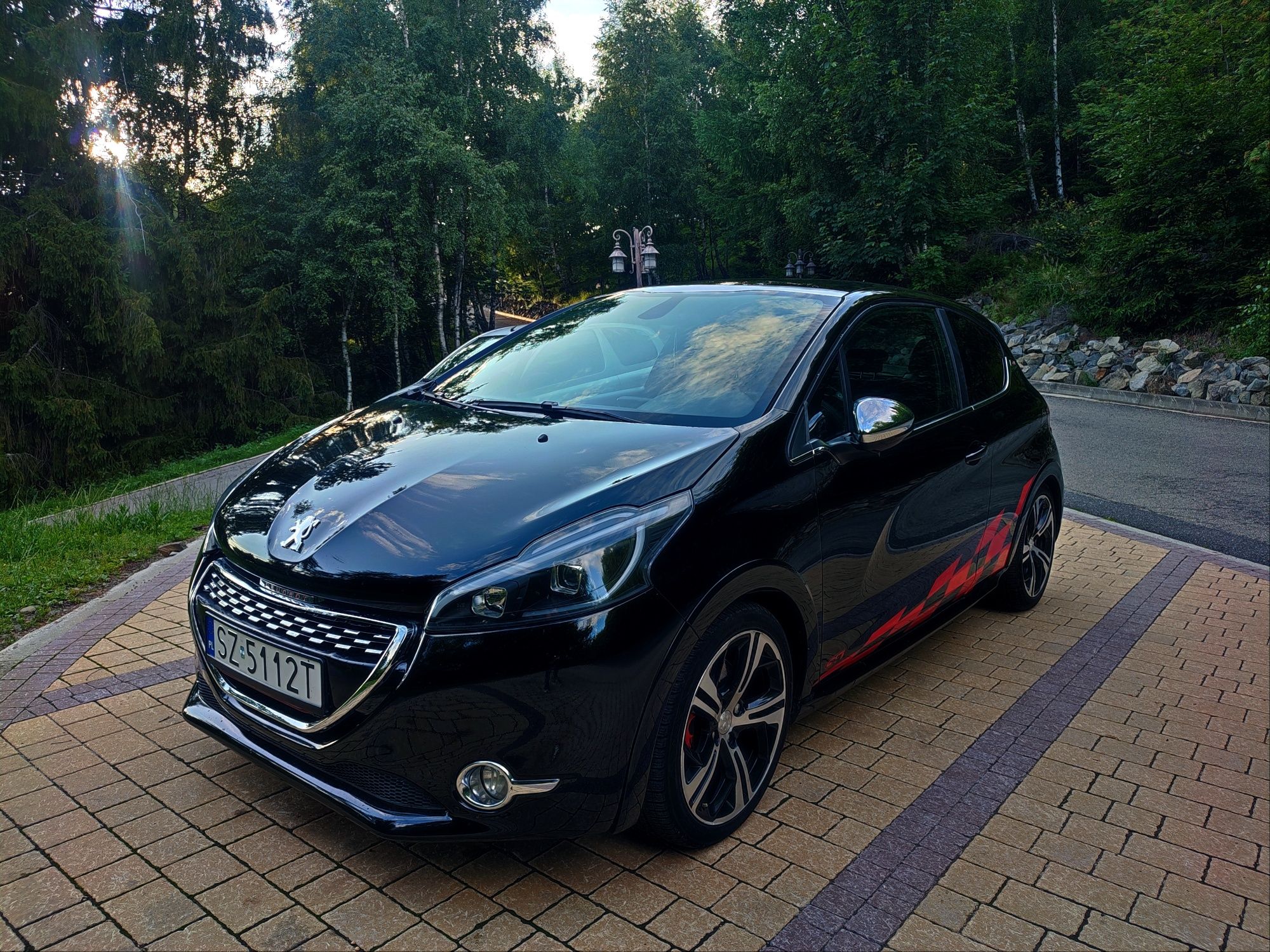 Peugeot 208 GTI . 2013 rok . Design GTI. Wydech GTI. Zamiana