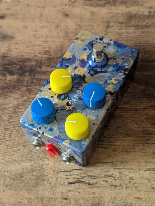 King Tone Octaland octave fuzz kopia Octavia