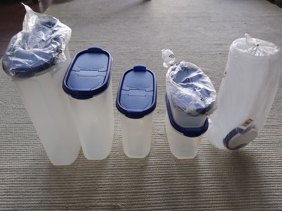 Caixas despensa ou tampas individuais_Tupperware