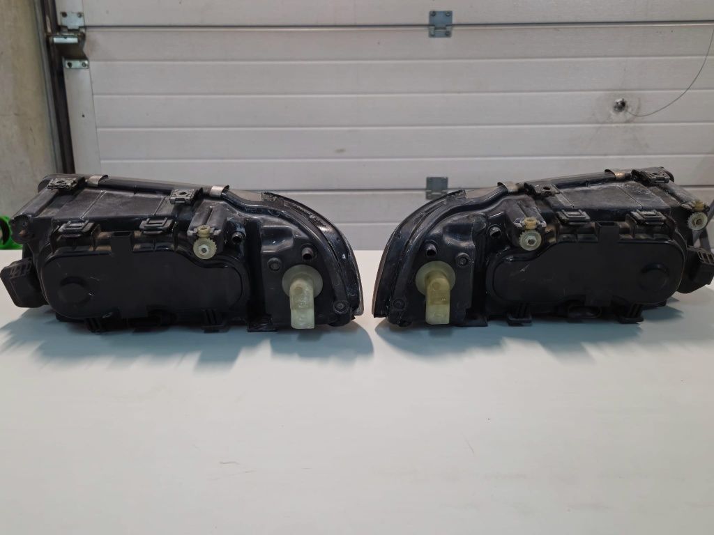 Faróis Originais Audi A3 8L