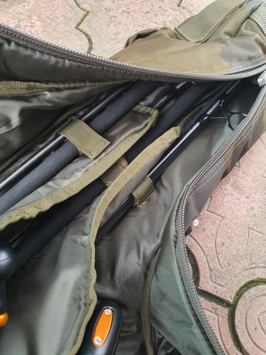 Вудилища і чохол sonik x tractor, Sling Bag