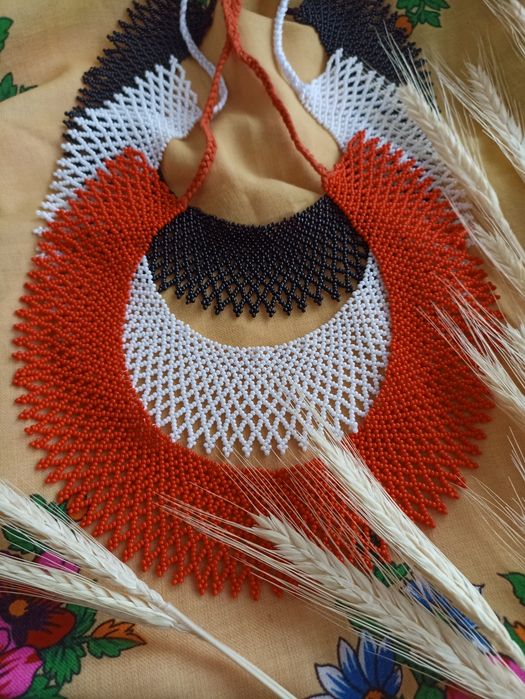 Силянки з бісеру ручної роботи