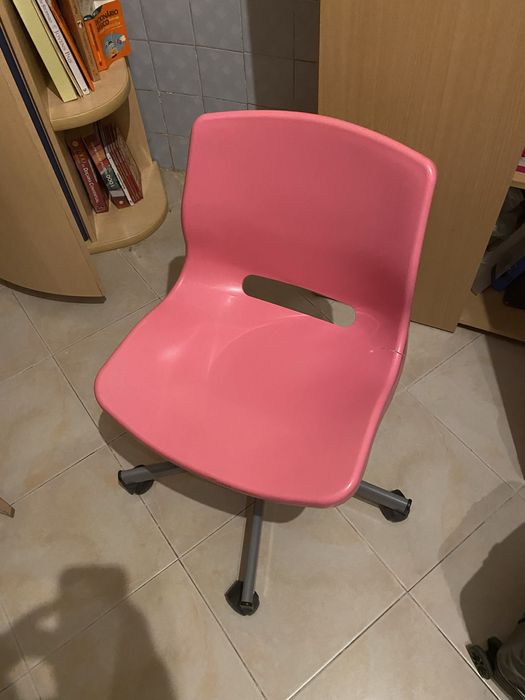 Secretaria + cadeira