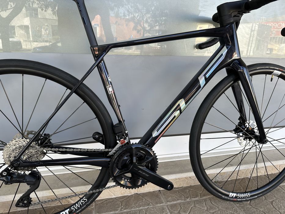 Bicicleta de estrada Superior - Di2 - 12v - Nova!!