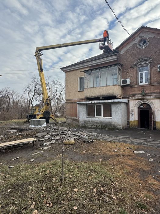 Услуги аренда автовышки (Авто підйомника)