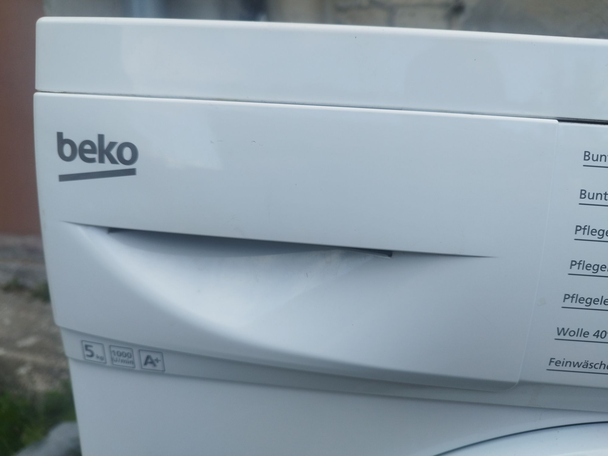 Pralka Beko wąska A+