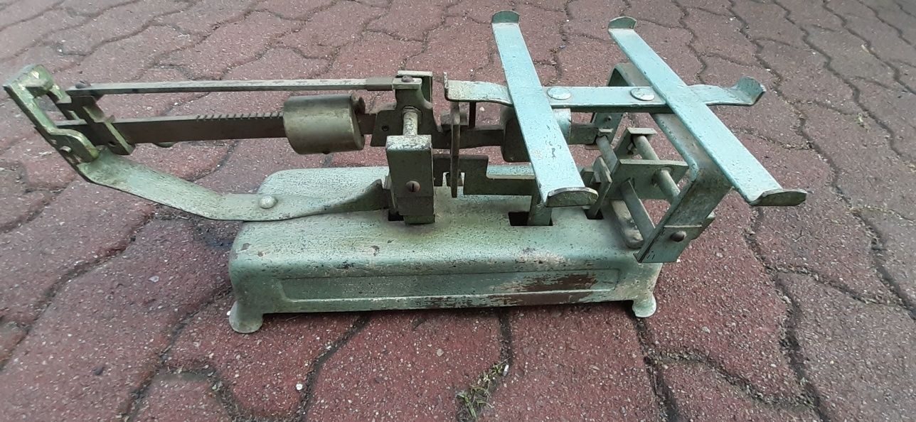 Zabytkowa waga ideal retro prl