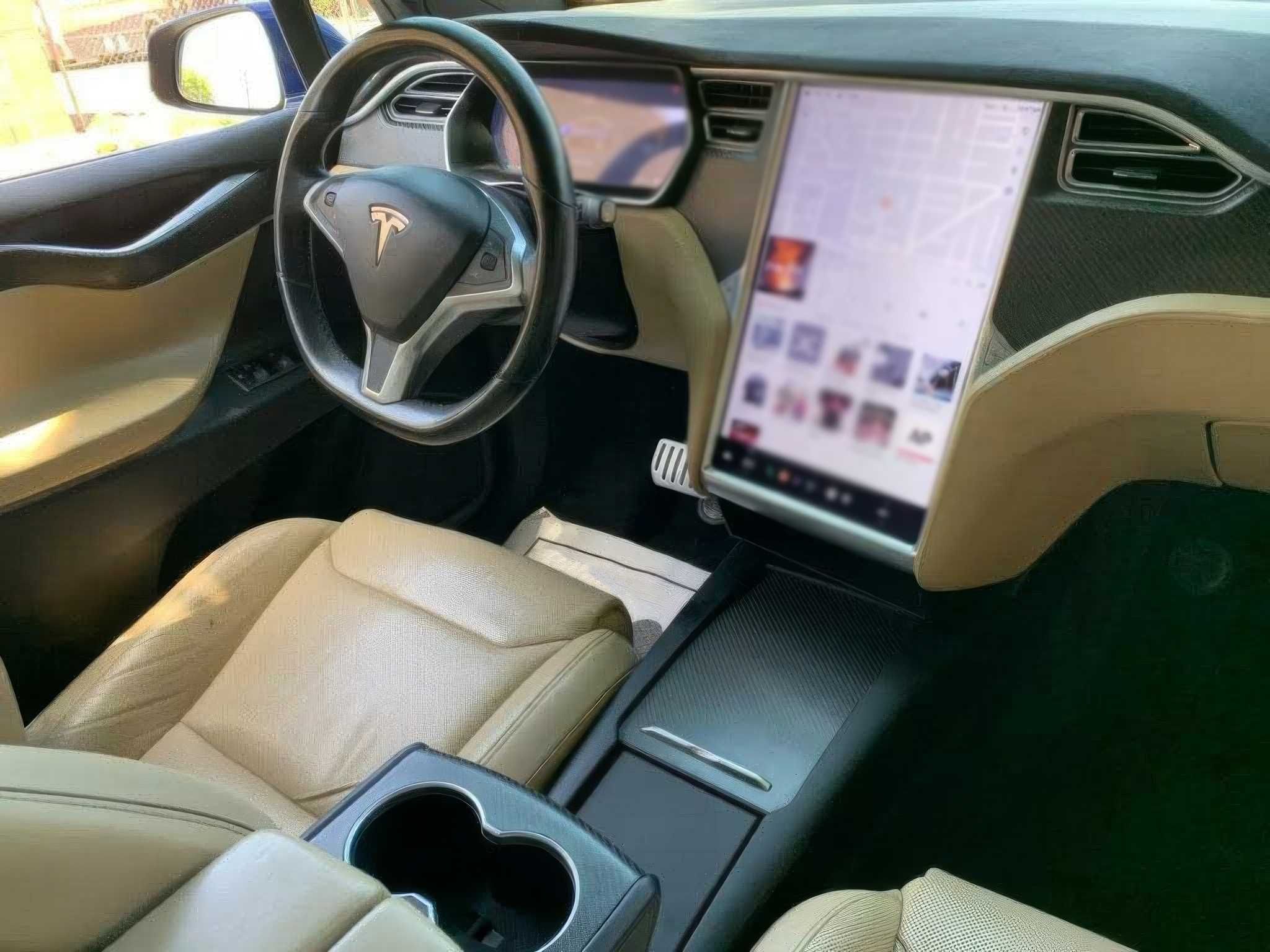 2016 Tesla Model X P90D