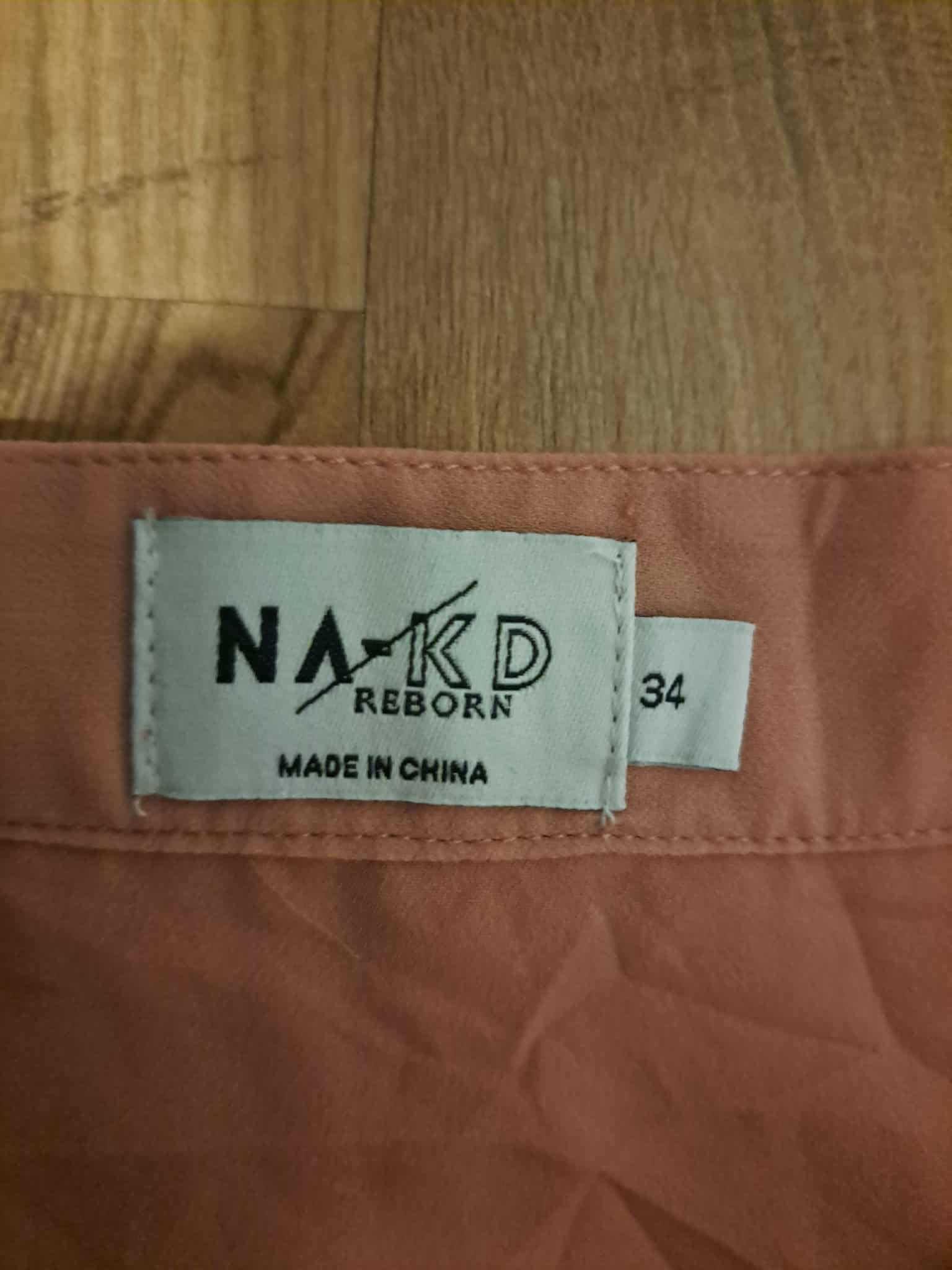 Spódniczka rozkloszowana NA-KD Reborn 34 różowa zwiewna