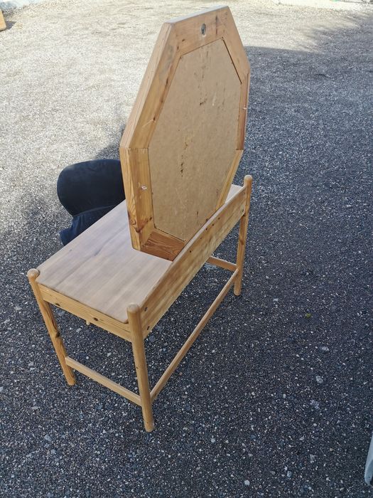 Toaletka stolik lustro krzesło drewniane