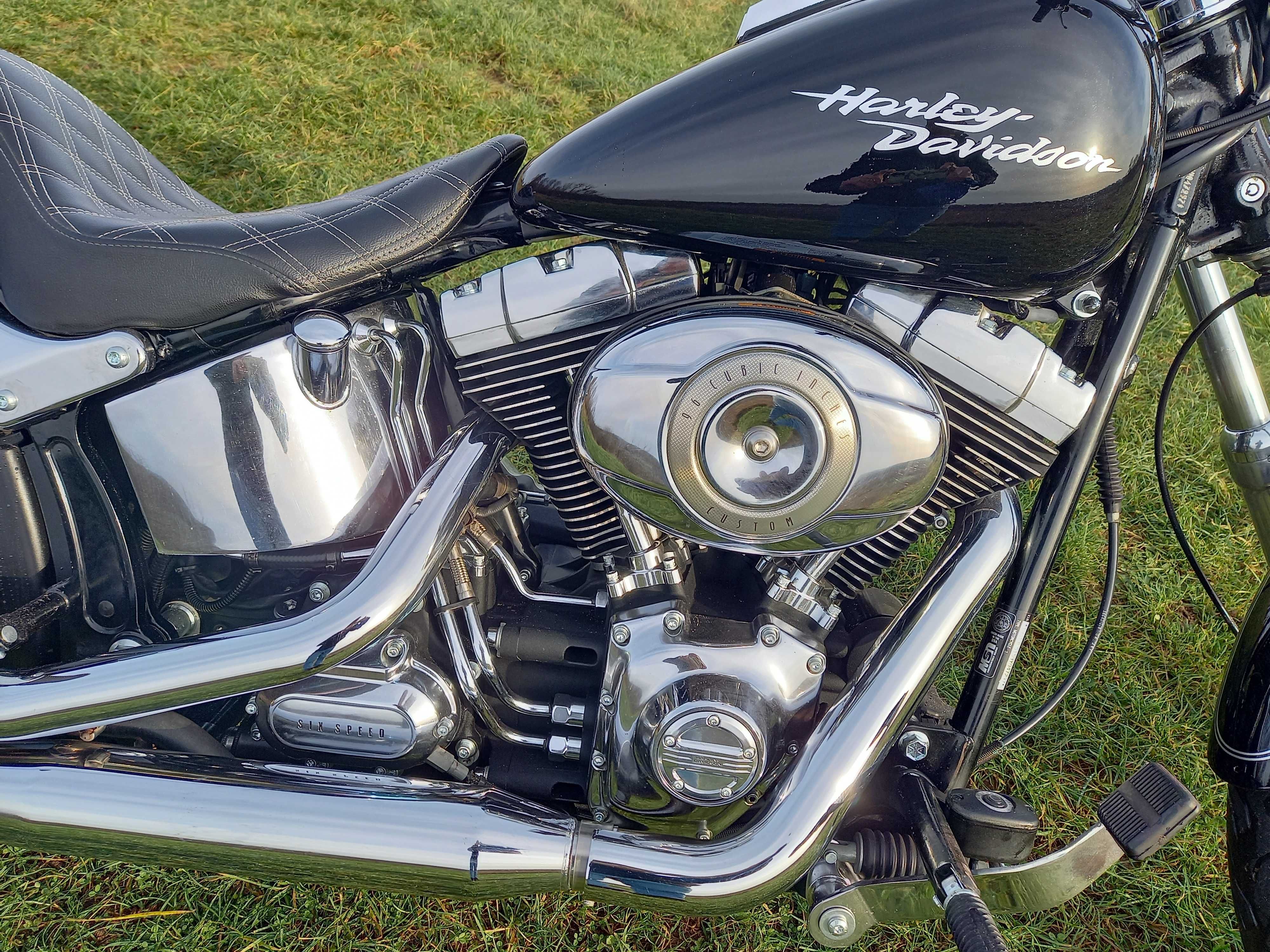 Harley Davidson FXSTC Softail Custom