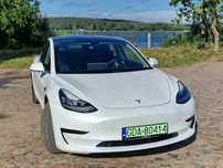 Tesla Model 3 Stadard Range Plus EU FV 23% Hak