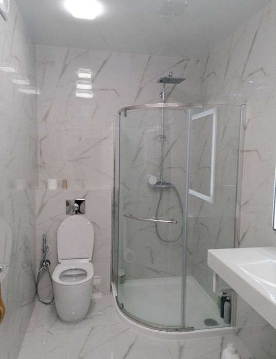 Демонтаж, малярные работы, укладка плитки, шпаклевка, натяжные потолки