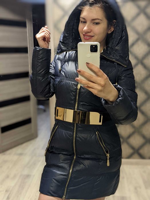 Натуральный пуховик в идеальном состоянии 40-44!